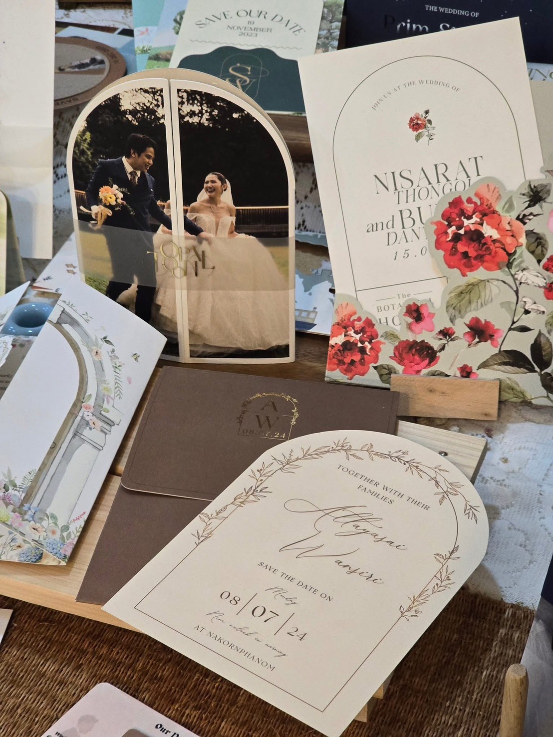 ร้านทำการ์ดแต่งงานและของชำร่วยราคาเป็นกันเอง