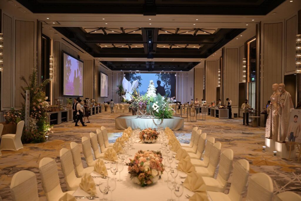 Eastin Grand Hotel Phayathai มีห้องจัดเลี้ยงจอ LED กว้าง 2 เมตร x สูง 1.5 เมตร