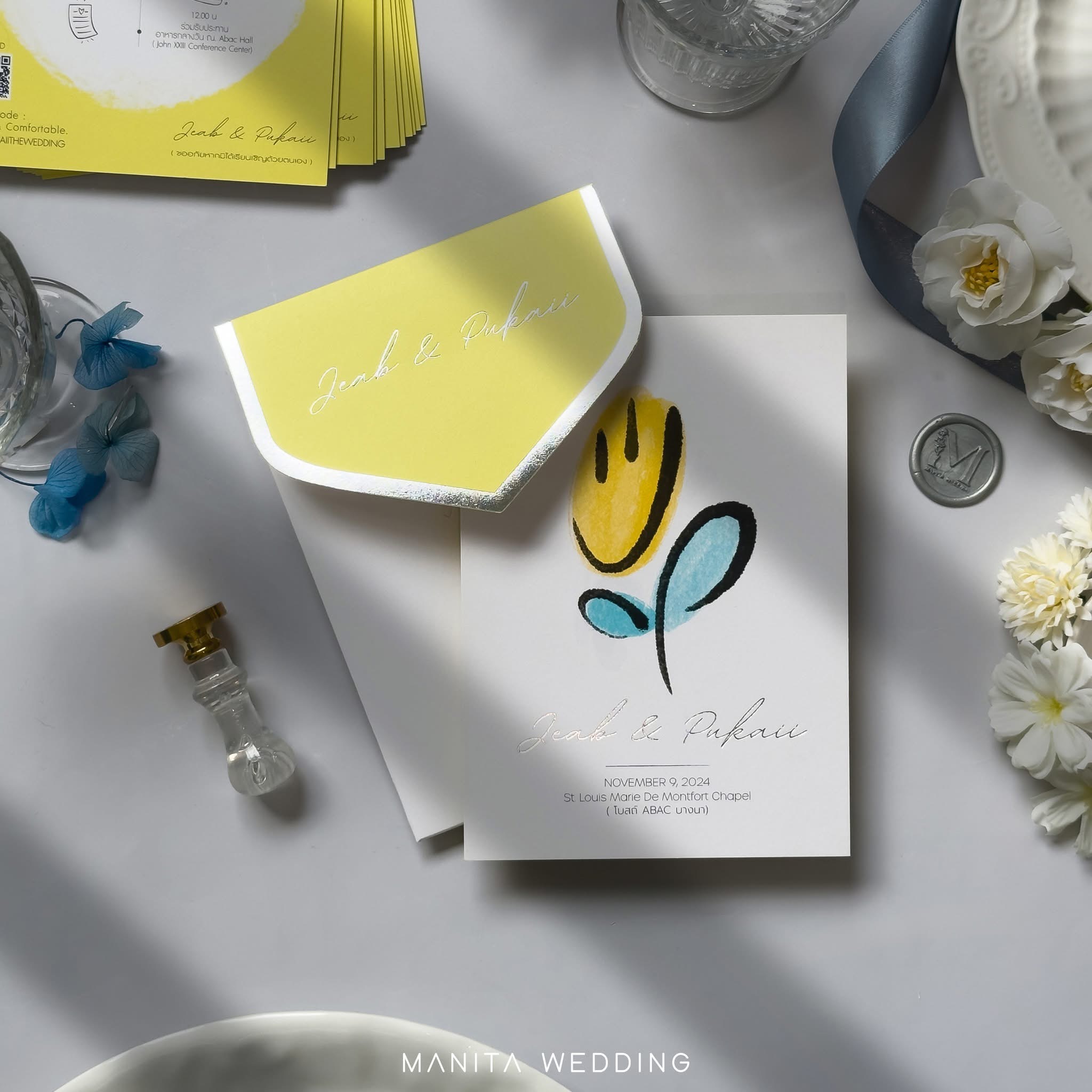 การ์ดแต่งงานดาราแบบเรียบ ๆ รูปดอกไม้สุดน่ารัก