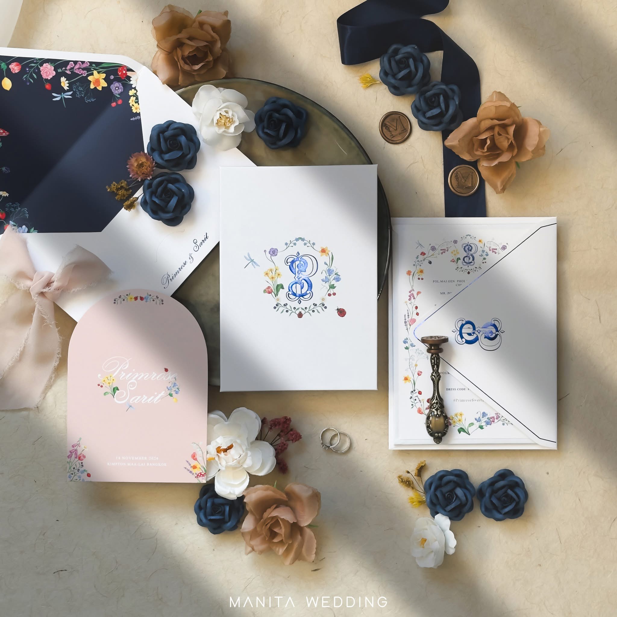 การ์ดแต่งงานดาราจั่วปังโทนสีขาวฟ้า