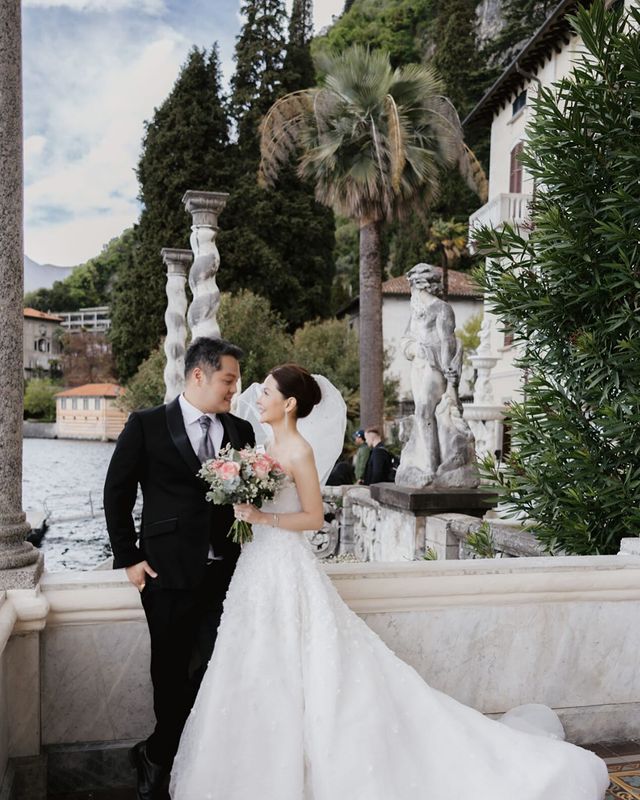 การ์ดแต่งงานดาราคุณหมออรและคุณชิน