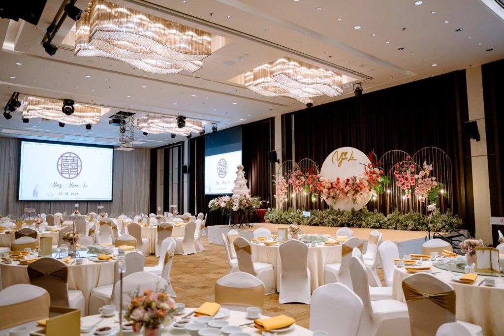 Eastin Grand Hotel Sathorn Bangkok เนรมิตฉากหลังด้วยกราฟิกที่น่าประทับใจ