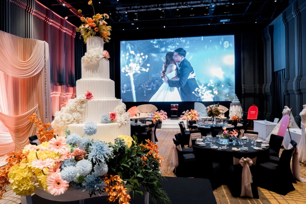 SO/ BANGKOK มีสถานที่จัดงานแต่งงานจอ LED ที่สมบูรณ์แบบ