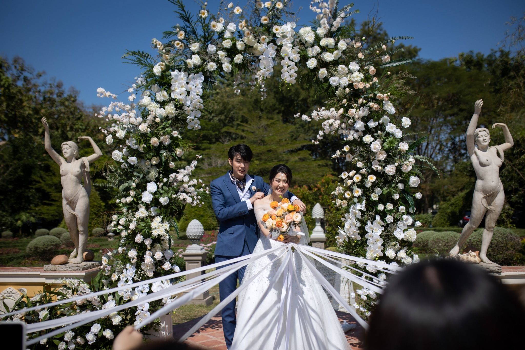 จัดงานแต่งในสวนกลางวันสุดพิเศษ