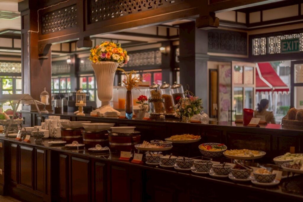 วรบุระ หัวหิน ต้อนรับแขกด้วยอาหารรสชาติดี