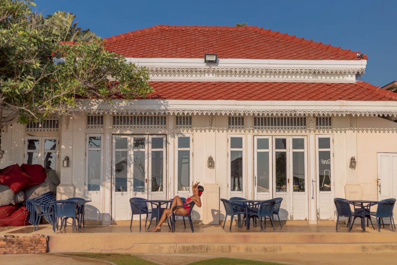 วรบุระ หัวหิน แต่งงานริมทะเล