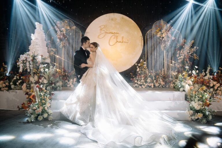 Maplelove wedding & planner รับจัดงานแต่งงาน จัดดอกไม้ 