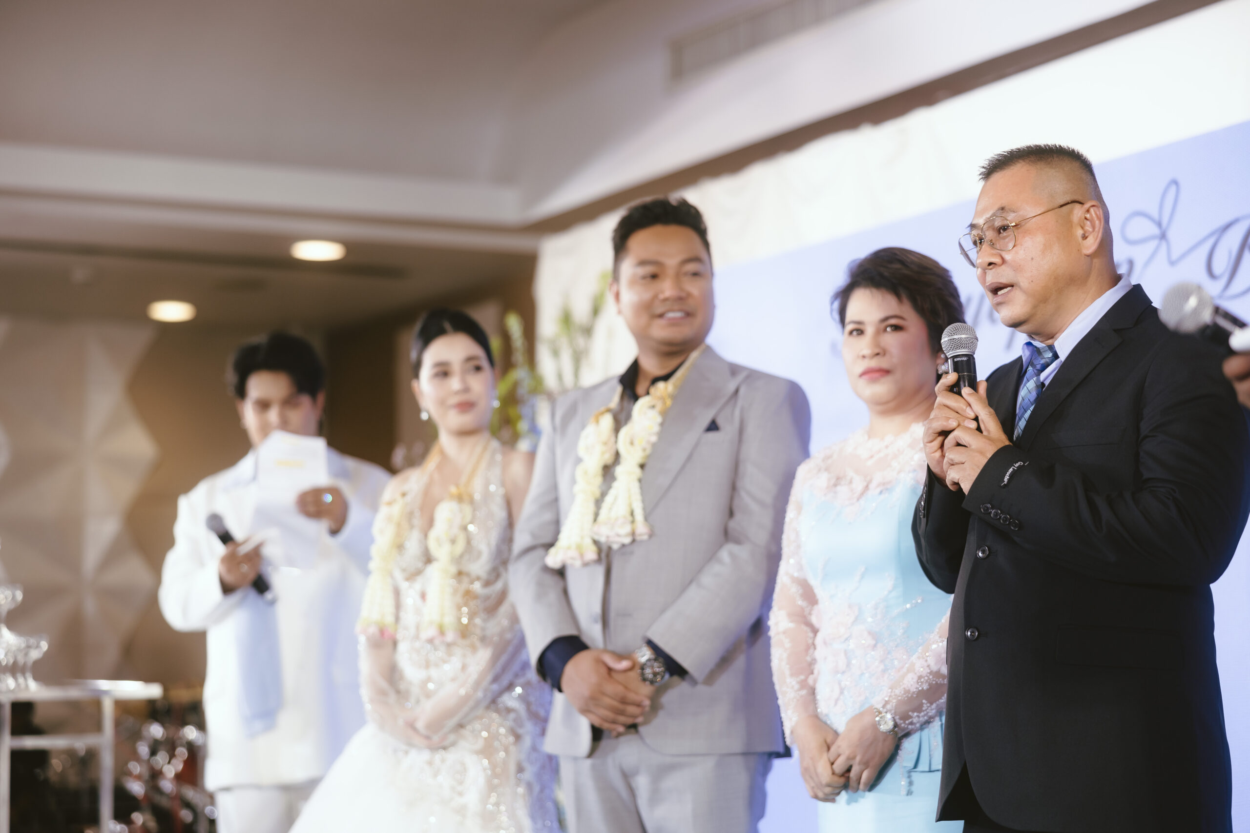 การกล่าวคำอวยพรให้แก่คู่บ่าวสาว ณ Avani Ratchada Bangkok