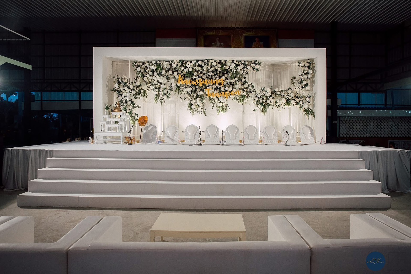 ฉากพิธีสงฆ์ดีไซน์เก๋ ไม่เหมือนใคร