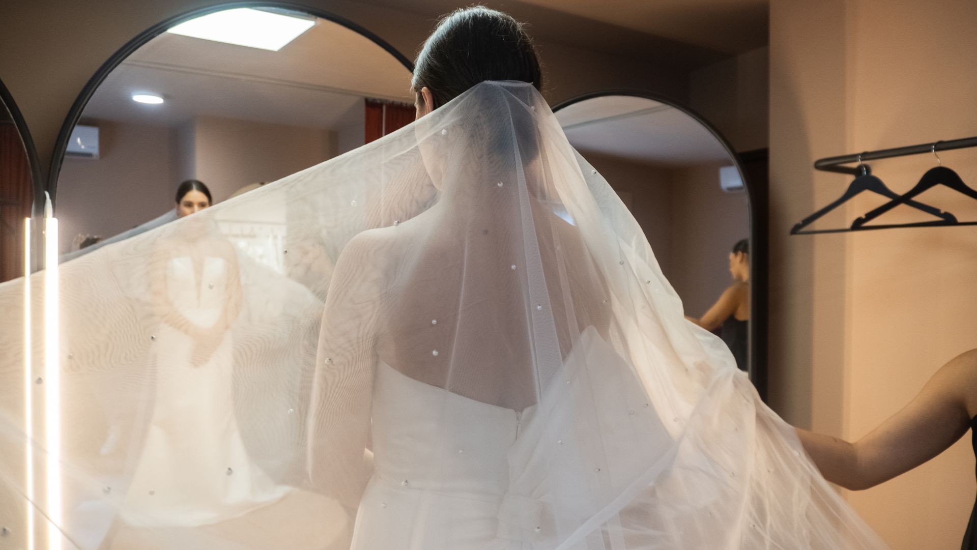 ทำไมการเช่าชุดแต่งงานถึงตอบโจทย์คู่บ่าวสาวยุคใหม่