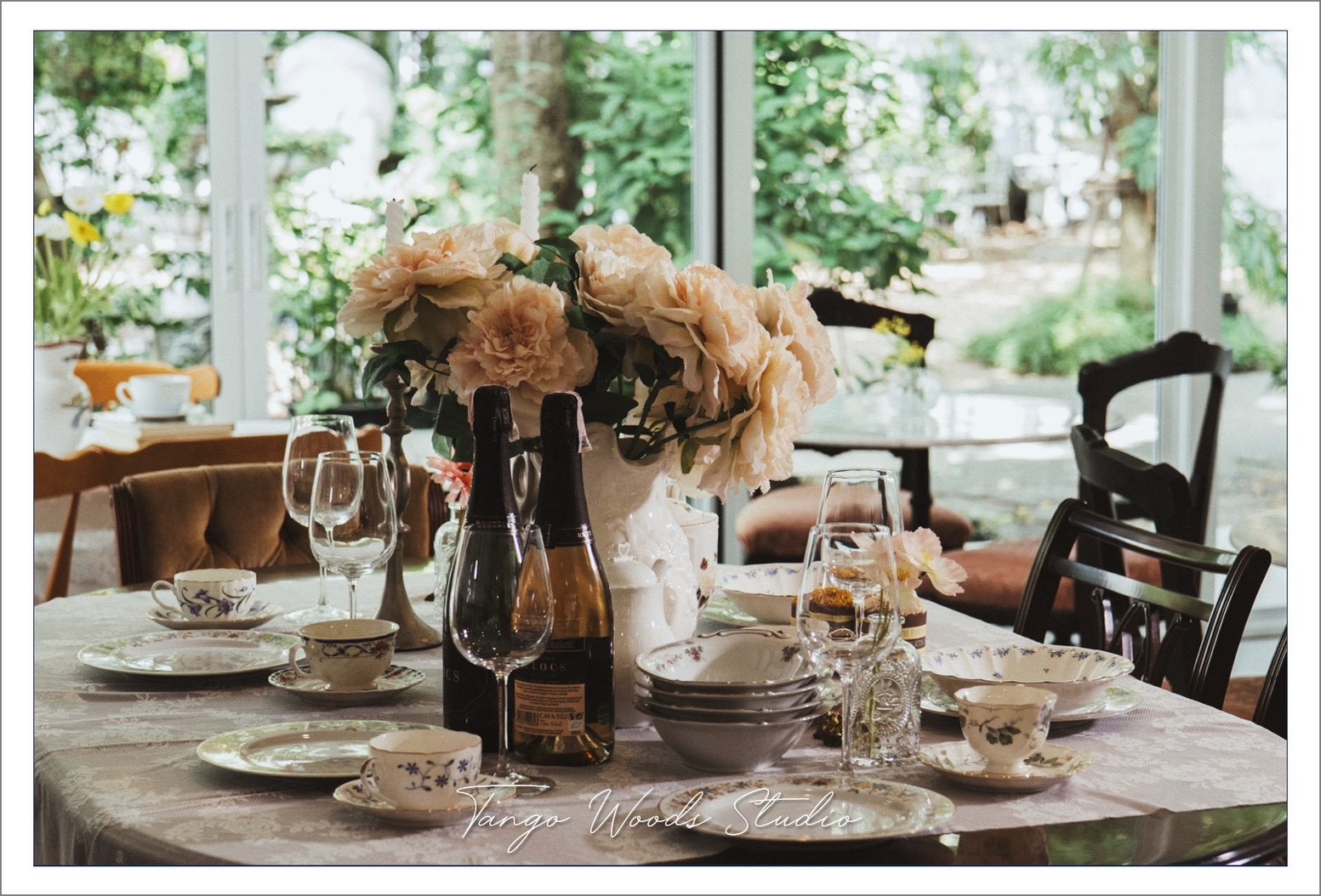 สวนสไตล์อังกฤษ Tango Woods Studio