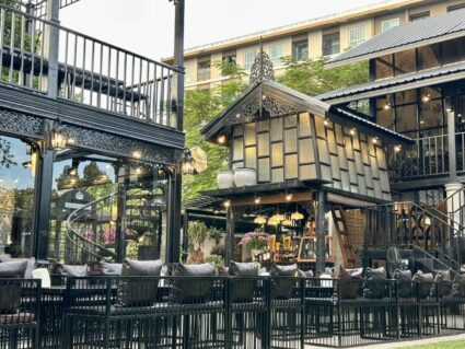 See-na-nuan cafe' I สีนานวล คาเฟ่