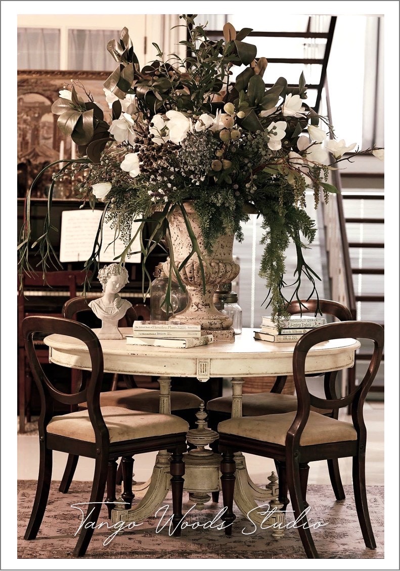 โต๊ะแจกันดอกไม้ Tango Woods Studio