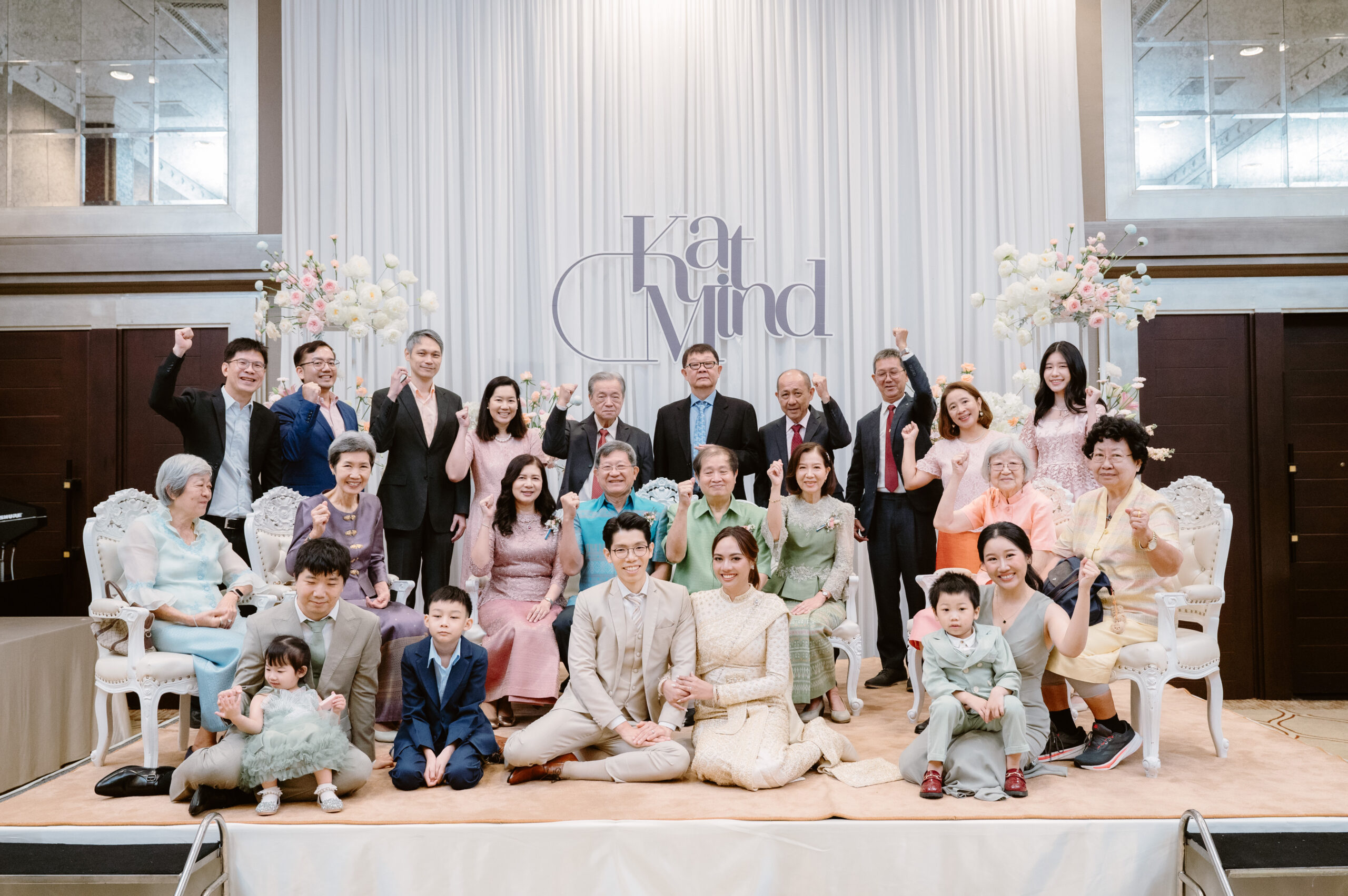 ความอบอุ่นของครอบครัว Anantara Riverside Bangkok Resort & Avani+ Riverside Bangkok Hotel